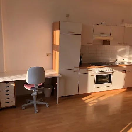 Helle 1raum Mit Balkon Und Kueche Apartamento