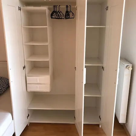 Apartament Helle 1raum Mit Balkon Und Kueche Drezno