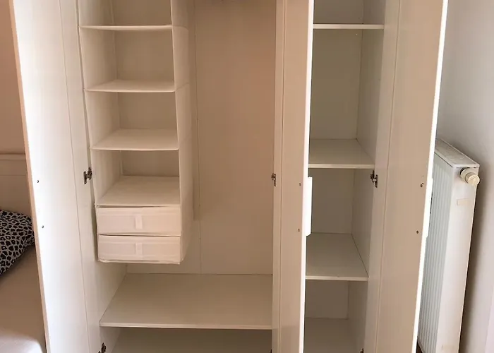 Apartament Helle 1raum Mit Balkon Und Kueche Drezno