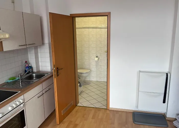 Helle 1raum Mit Balkon Und Kueche *