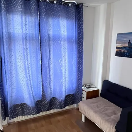 Helle 1raum Mit Balkon Und Küche Apartment *